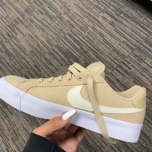 wheat colored Nikes! w box